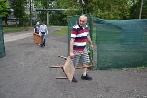 Отнеси диван: на Таирова открыли еще одну площадку для крупногабаритного мусора