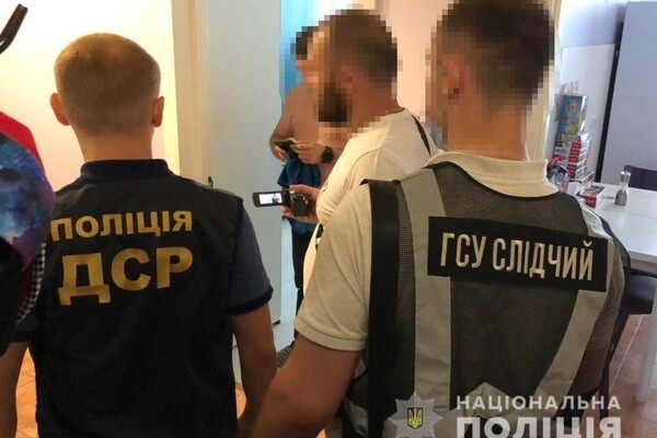 Требовал миллион долларов: в Одессе на взятке попался чиновник из Министерства обороны