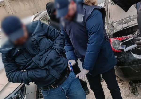 Главный инспектор одесской таможни попался на взятке в 2600 долларов