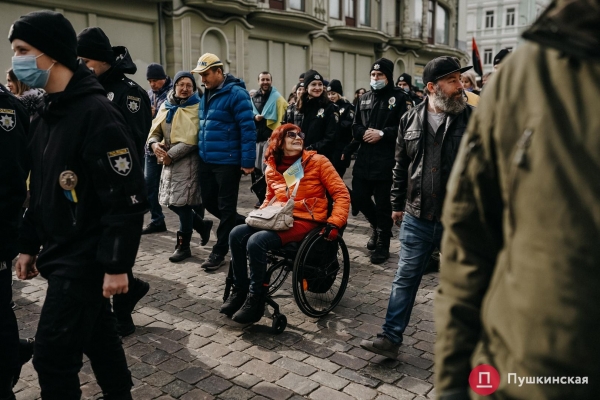 Самый масштабный за последние годы: в Одессе прошел марш единства. Фоторепортаж