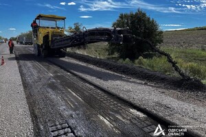 В Одесской области ремонтируют дорогу в Молдову 