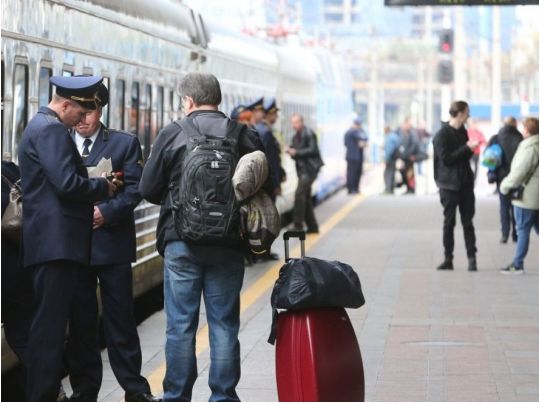 Плати і повертайся: ухилянтам можна буде в’їхати в Україну при сплаті внесків