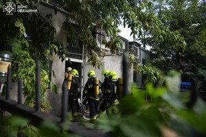 Вчера в Одессе горел магазин "Ева"