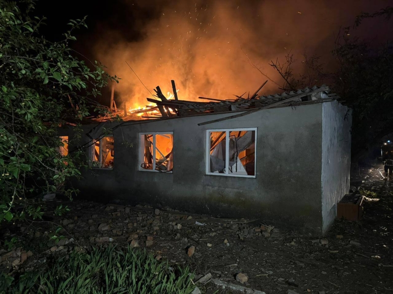 У Білгород-Дністровському великі руйнування після нальоту дронів ворога (фото, відео)
