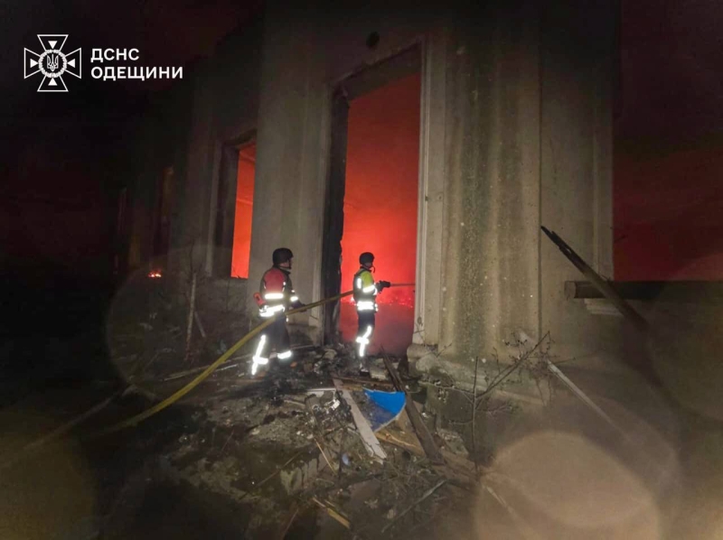 У Білгород-Дністровському великі руйнування після нальоту дронів ворога (фото, відео)