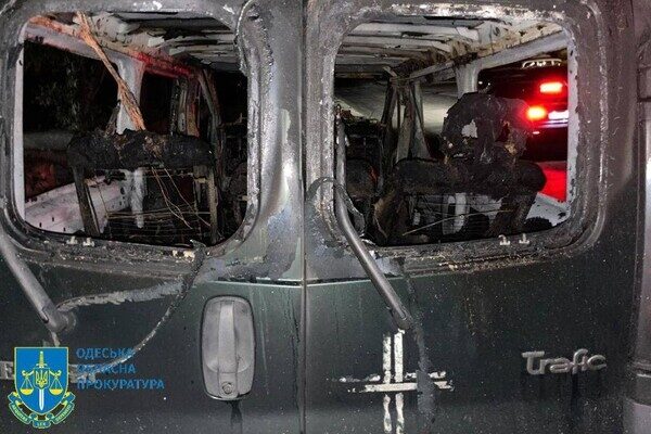 В Одессе молодой человек сжег три военных автомобиля: как его наказал суд