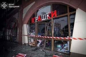 Горит Привоз, есть разрушения в историческом центре: последствия ночного удара по Одессе