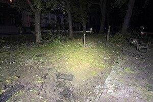 Горит Привоз, есть разрушения в историческом центре: последствия ночного удара по Одессе
