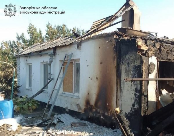 Палають школи й&nbsp;будинки, поранені діти, міста без світла: ППО збила 73 дрони, але десятки влучили (фото, відео)