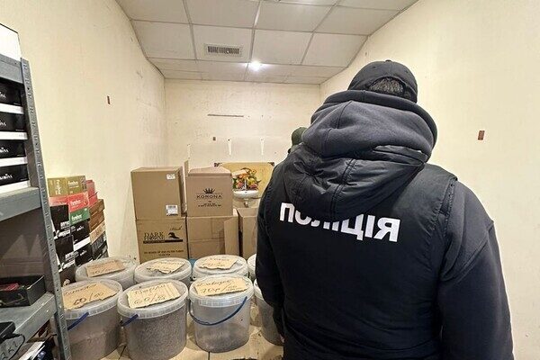 Табачная схема на 13 миллионов гривен: полиция Одесчины разоблачила межрегиональную сеть производства сигарет