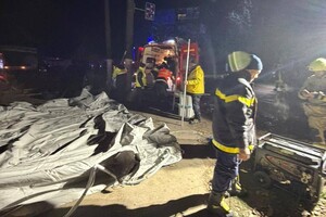 В Одессе БпЛА попали в многоэтажки: среди пострадавших дети, в том числе младенец (обновлено)