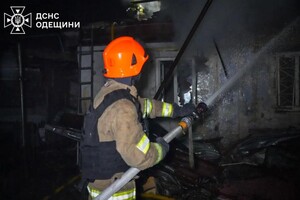 Дроновый удар по дому в Одессе: под завалами обнаружили тело женщины