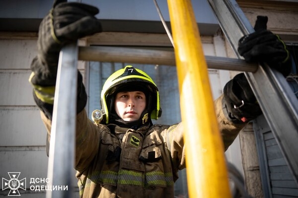 В центре Одессы горел жилой дом: последствия возгорания