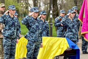 Двухлетняя девочка и пограничницы: что известно о жертвах обстрела Одессы 6 апреля